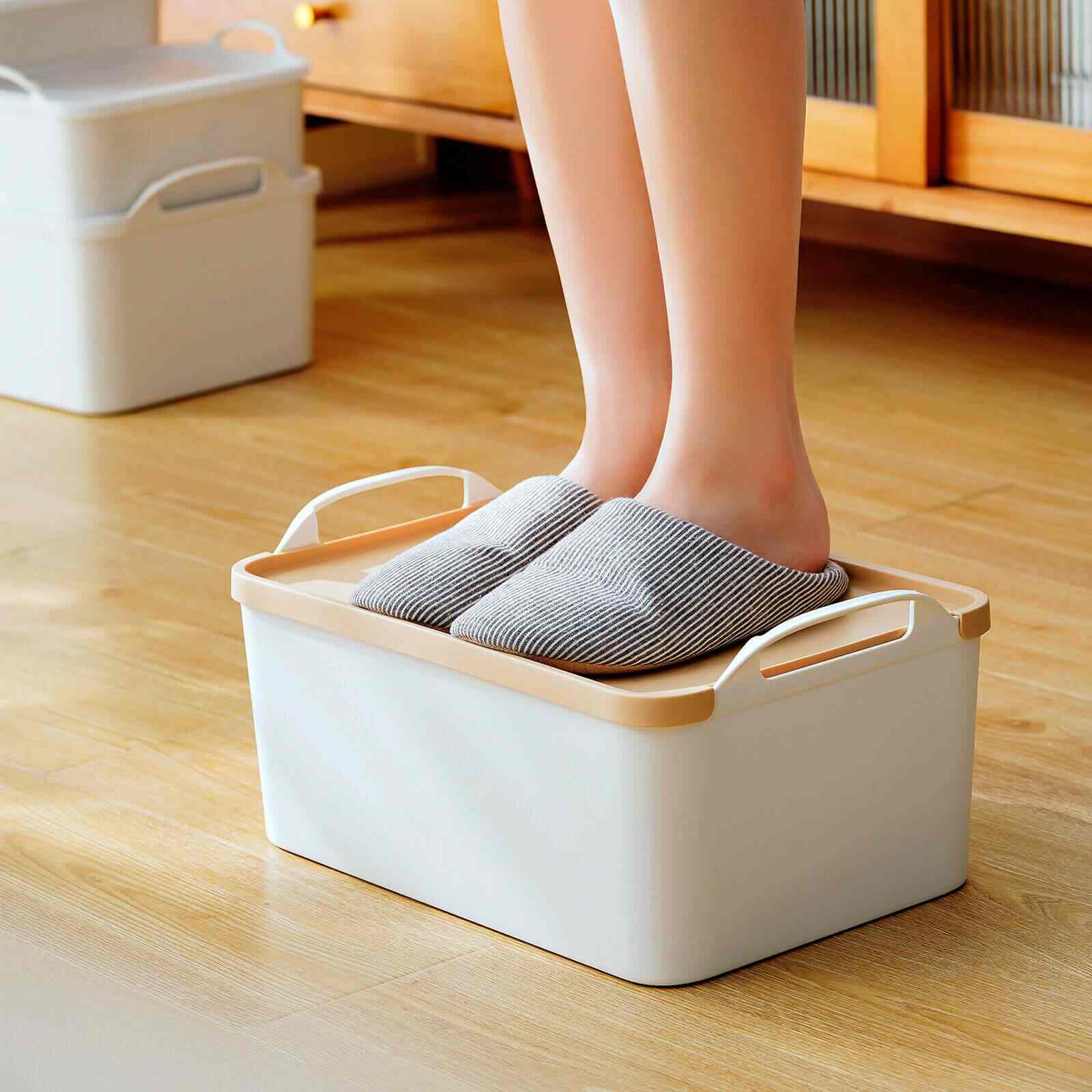 Using of 5-Pack Lidded Plastic Storage Bins