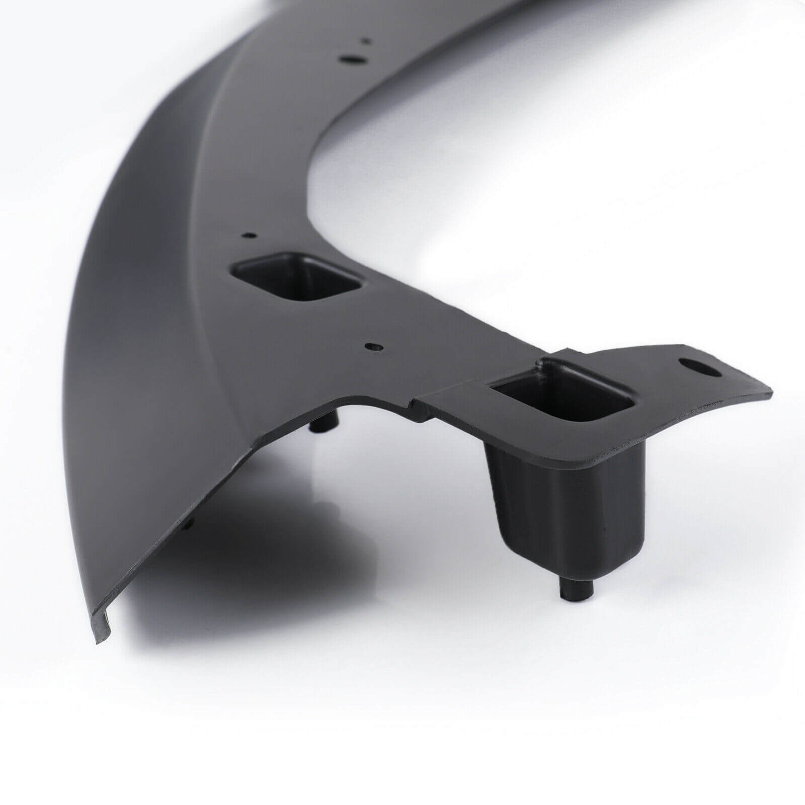 Details of matte black rear diffuser