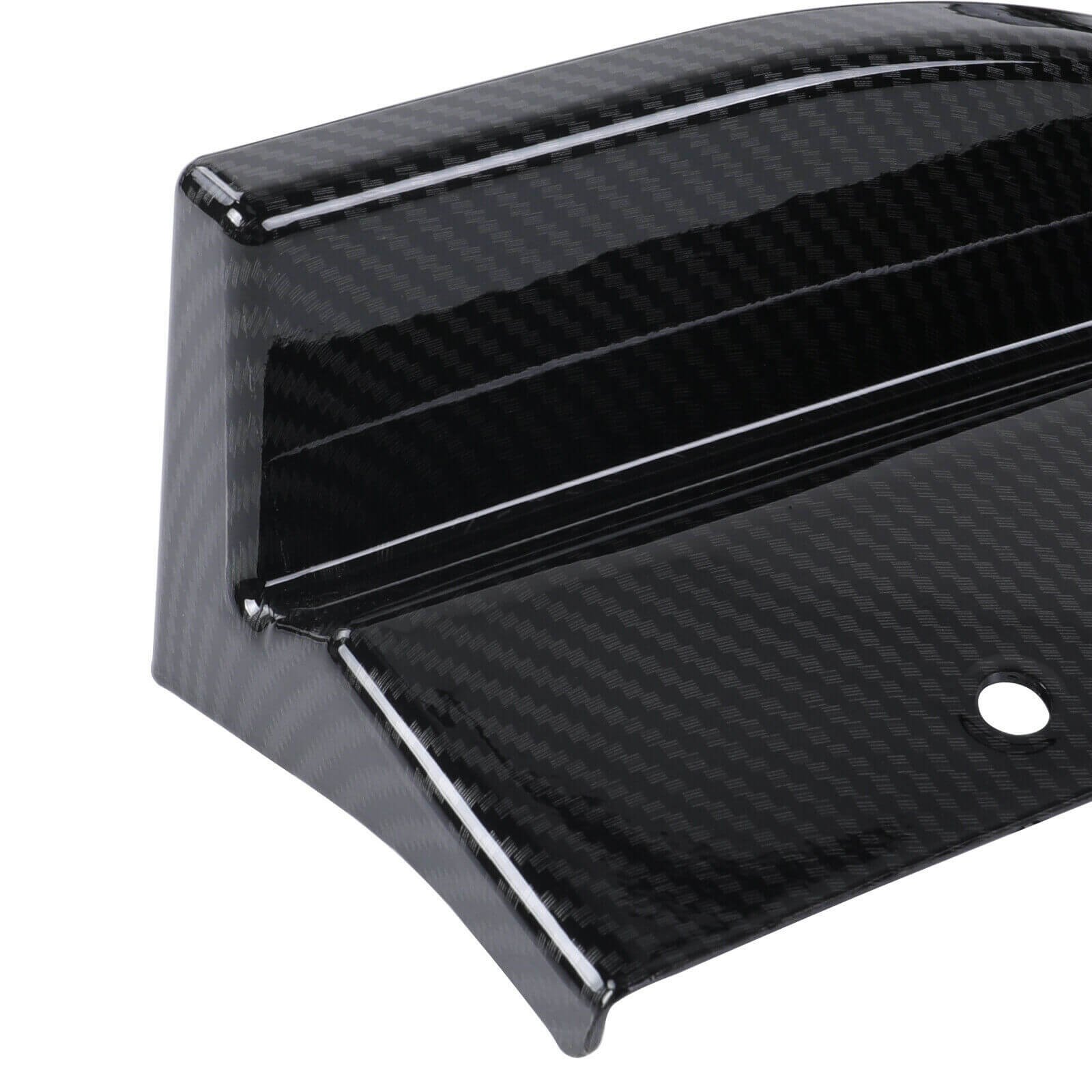 Details of carbon fiber black rear diffuser